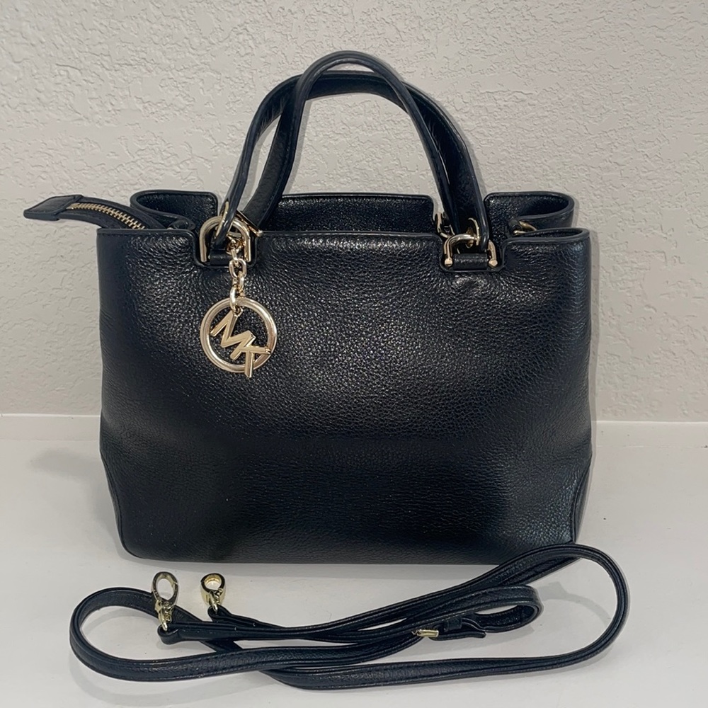 Michael Kors leather purse